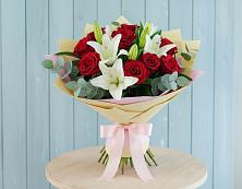Букет цветов из:  Лилии и Розы #REPLACE_PRED# Новодеревянковской