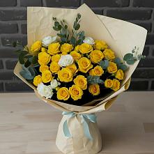 Букет цветов из:  Розы в Новодеревянковской