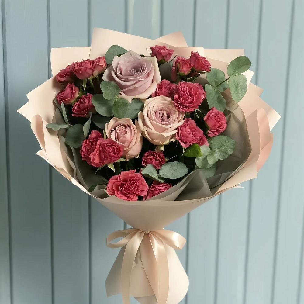 Букет цветов из: Гвоздики и Розы в Новодеревянковской