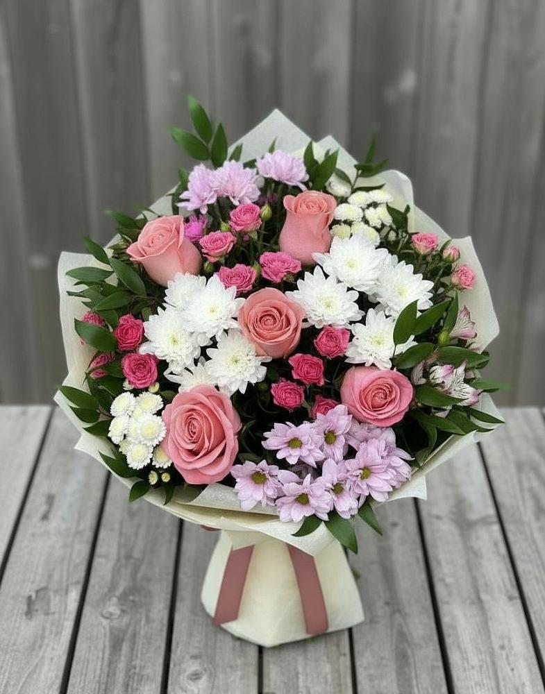 Букет цветов из: Альстромерии, Гвоздики, Розы и Хризантемы в Новодеревянковской