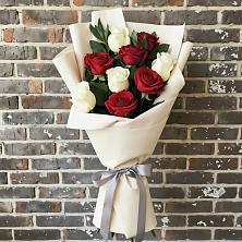 Букет цветов из:  Розы в Новодеревянковской