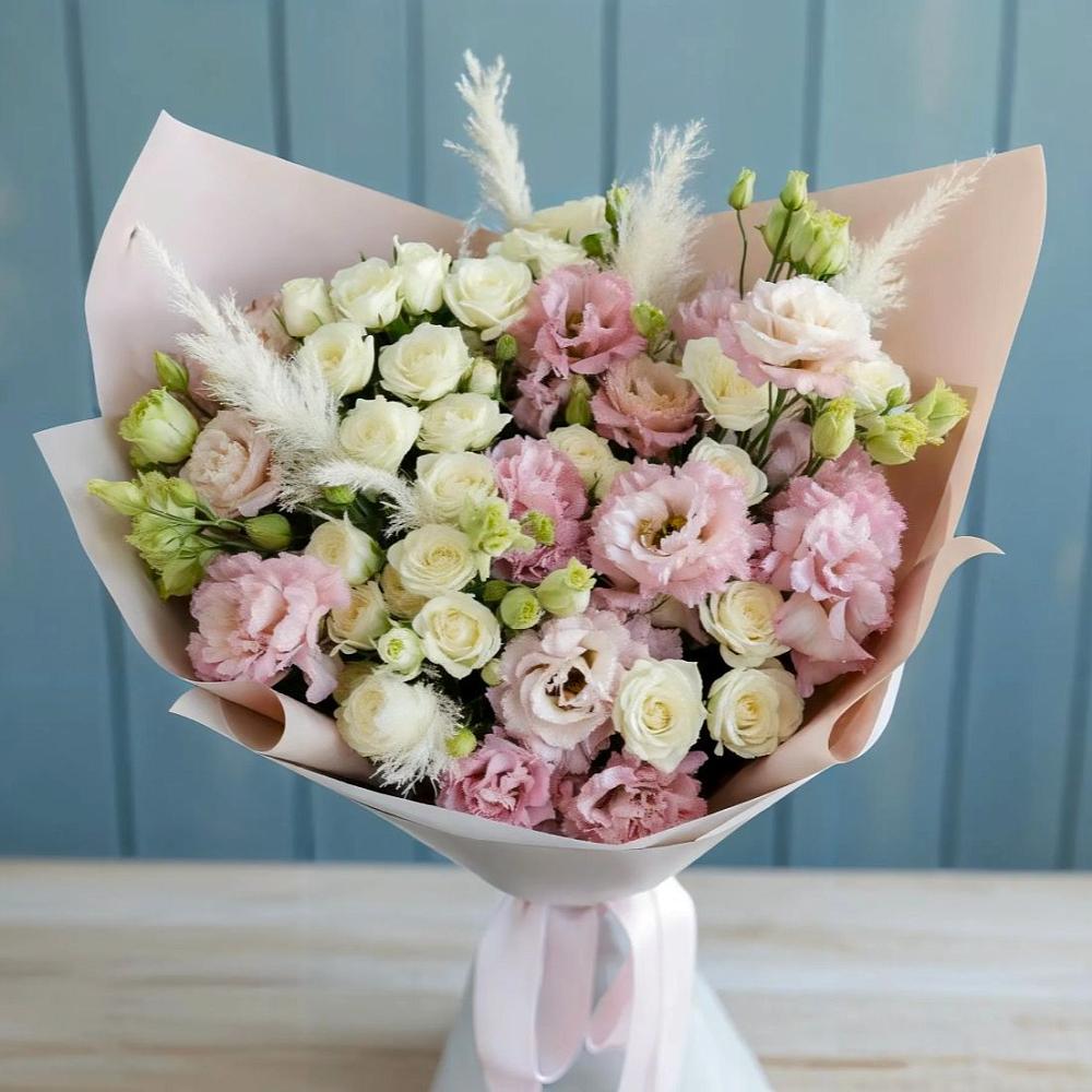 Букет цветов из: Альстромерии и Розы в Новодеревянковской