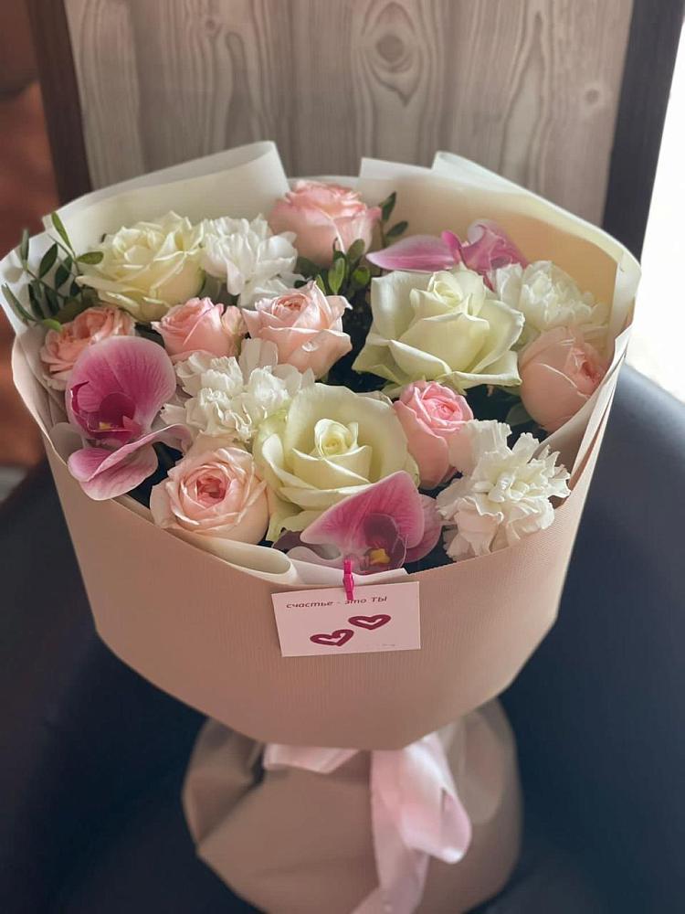 Букет цветов из: Орхидеи, Розы и Гвоздики в Новодеревянковской