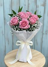 Букет цветов из:  Розы в Новодеревянковской