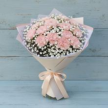 Букет цветов из:  Гвоздики в Новодеревянковской