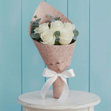 Букет цветов из:  Розы в Новодеревянковской