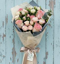 Букет цветов из:  Розы в Новодеревянковской