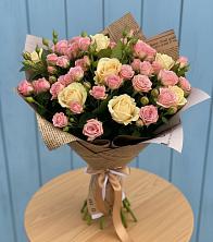 Букет цветов из:  Розы в Новодеревянковской