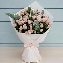 Букет цветов из:  Розы в Новодеревянковской