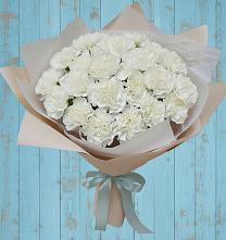 Букет цветов из:  Гвоздики в Новодеревянковской